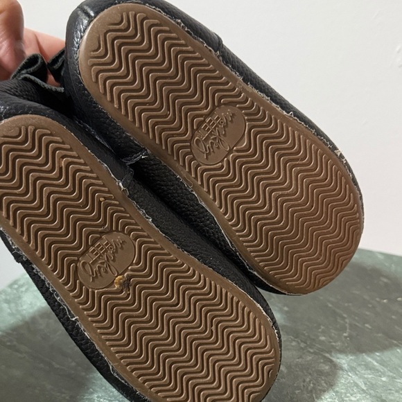 Monkey Feet Black Ballet Flats with Elastic Straps - Picture 7 of 7